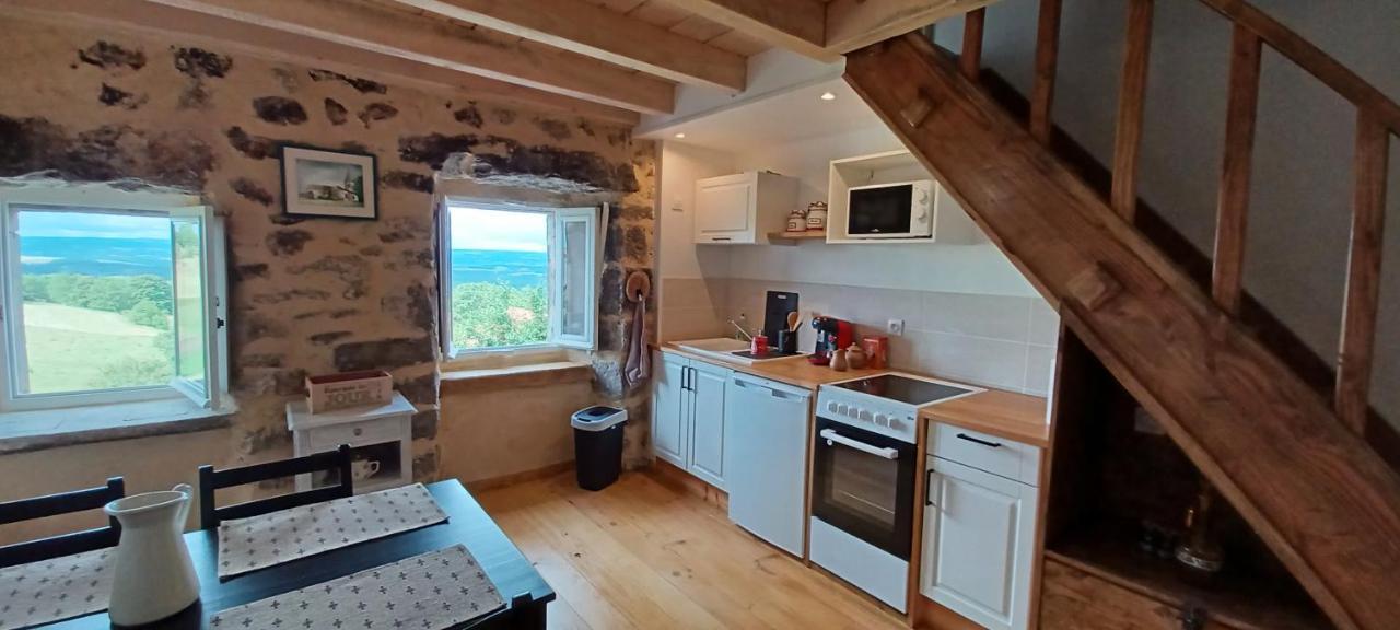 Gite Le Petit Nice Pradelles Extérieur photo